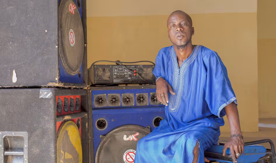 After being stranded in Libya, migrant from Senegal returns with help from IOM