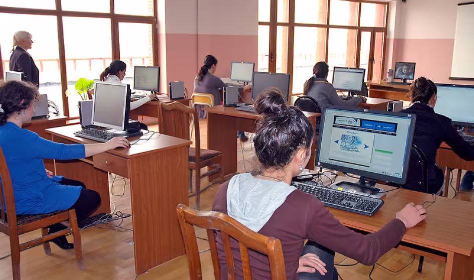 Photo of computer lab at the Jugaani village school in Georgia
