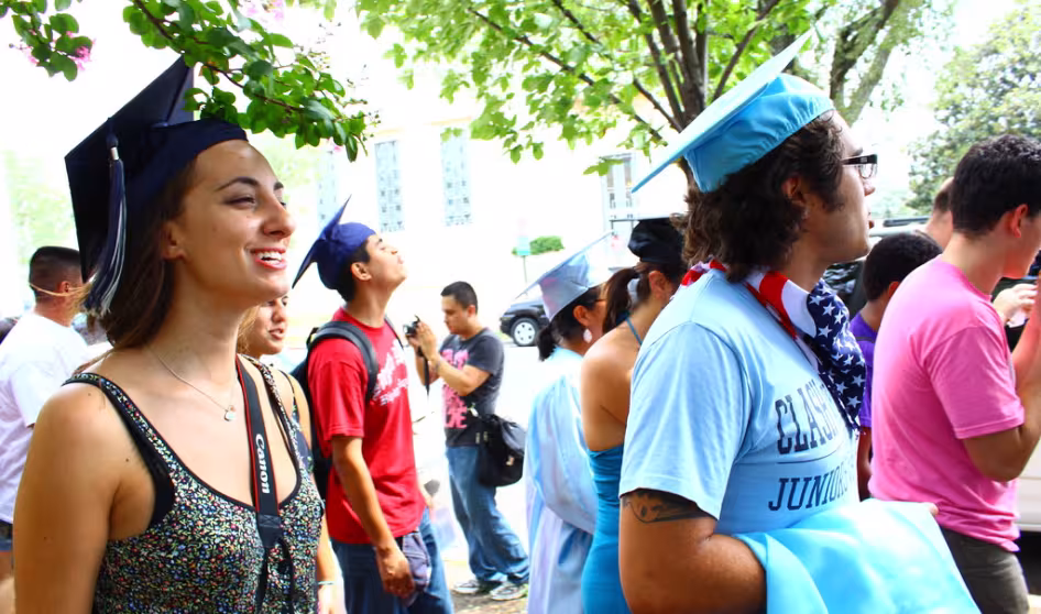 Graduating DREAMers2