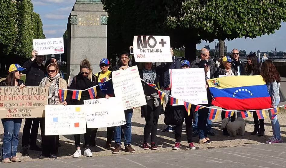 AntiMaduro cropped
