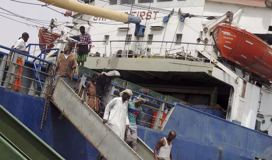Somali migrants disembarking.