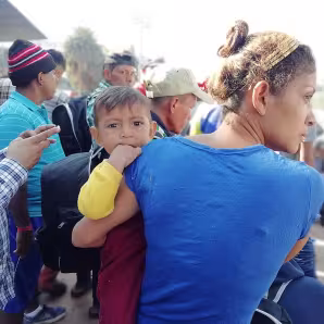 MigrantCaravanMXCity2018_Wotancito_WikiCommons