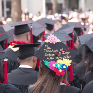 College Graduates_uhwestoahu