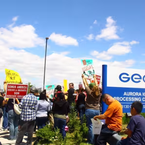 Protesters outside GEO Group detention facility