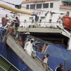 Somali migrants disembarking.