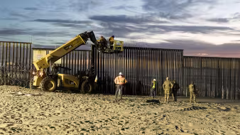 BorderWall CBP ManiAlbrecht