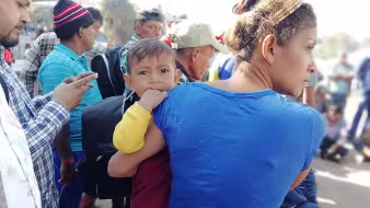MigrantCaravanMXCity2018_Wotancito_WikiCommons
