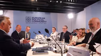 European and UK leaders at 2024 European Political Community summit